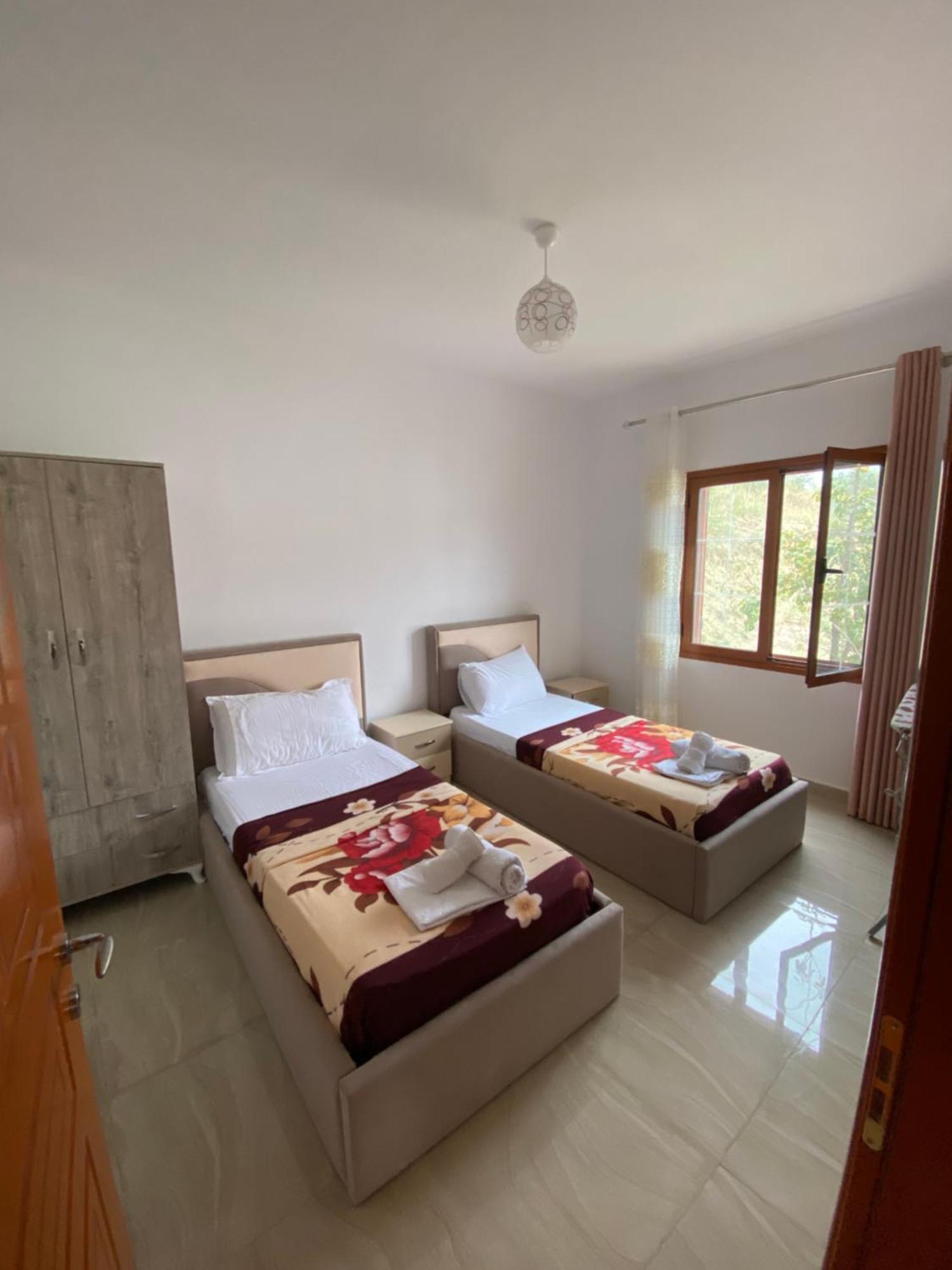 Villa Romario Berat Esterno foto
