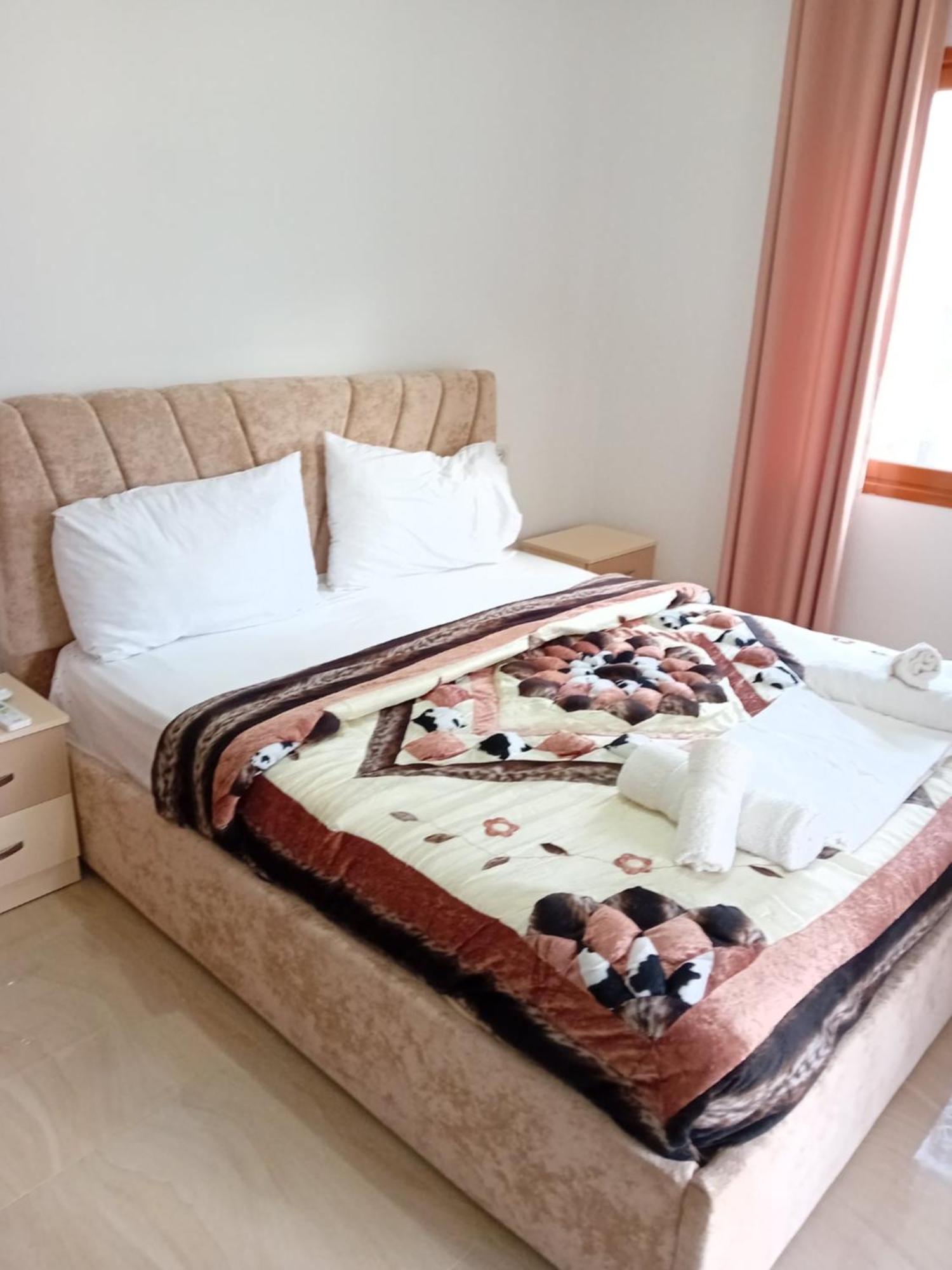 Villa Romario Berat Esterno foto
